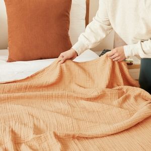 NWT Sembla Crinkle Cotton Blanket